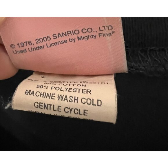 Y2K 2005 Sanrio Hello Kitty X KISS Black Baby Tee "Cute as Hello Kitty" Size S - Picture 4 of 8